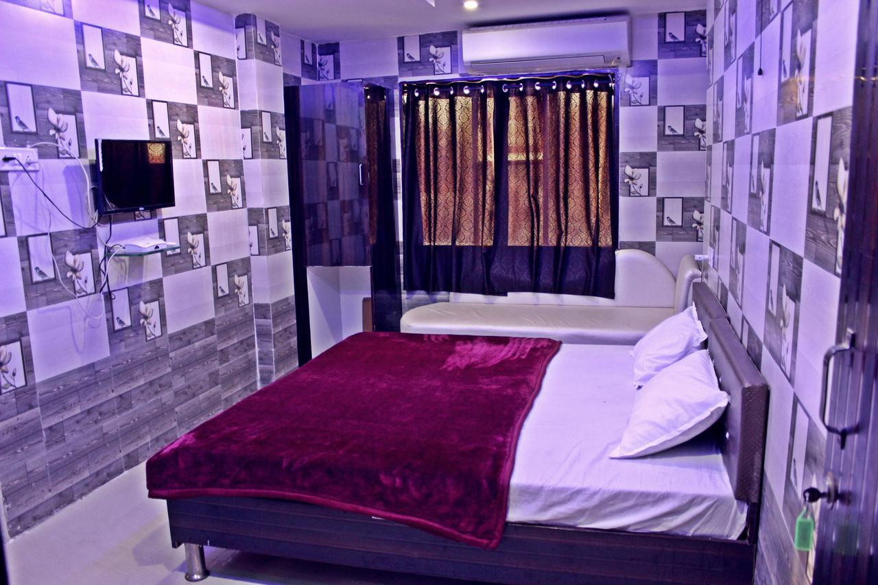 Hotel Shikhar Inn Ujjain Esterno foto