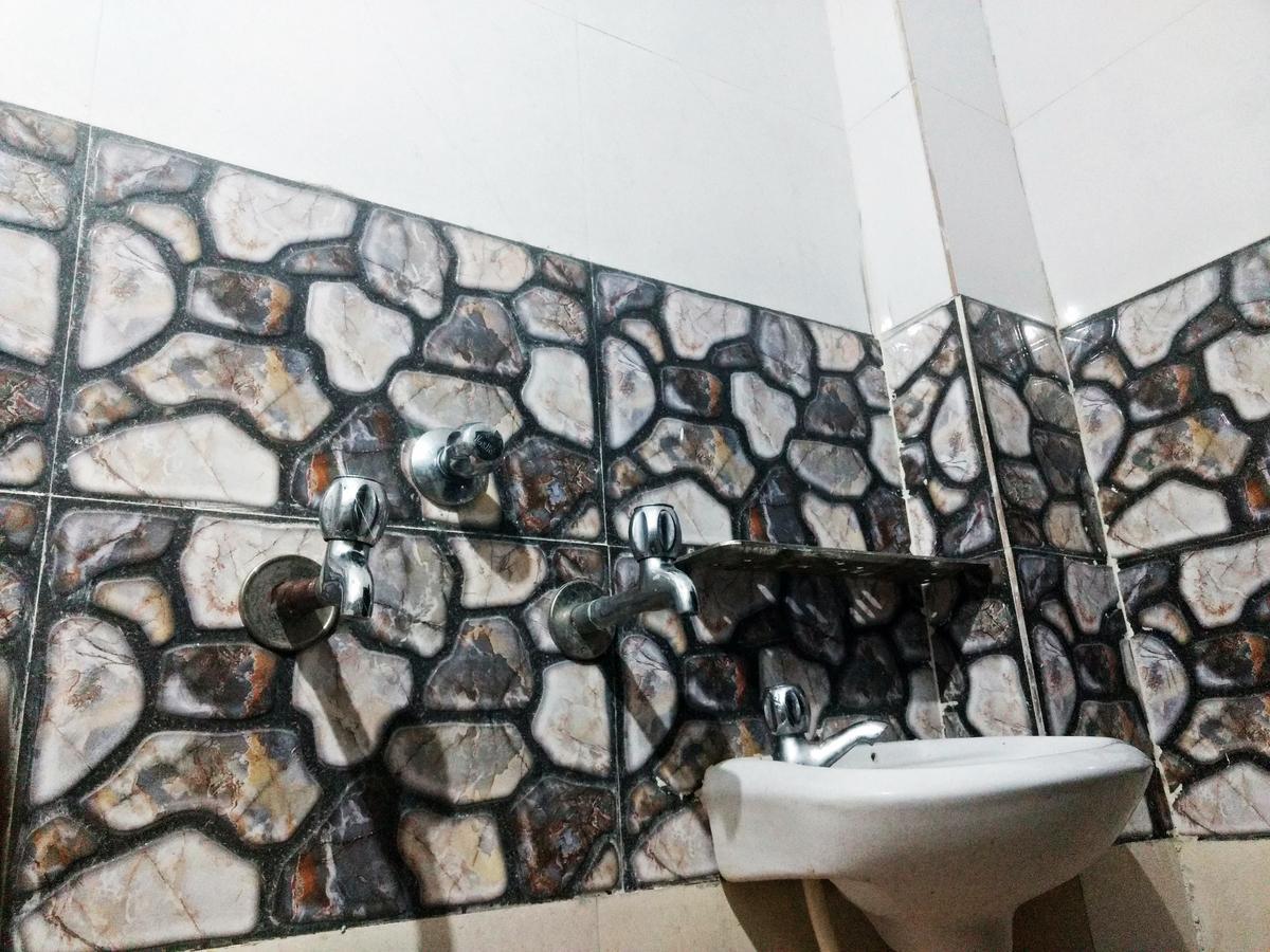 Hotel Shikhar Inn Ujjain Esterno foto